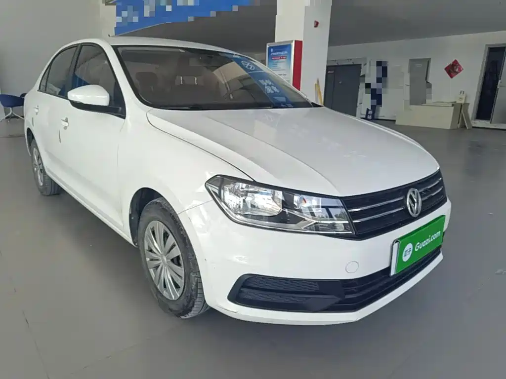 Volkswagen Santana — миниатюра 4