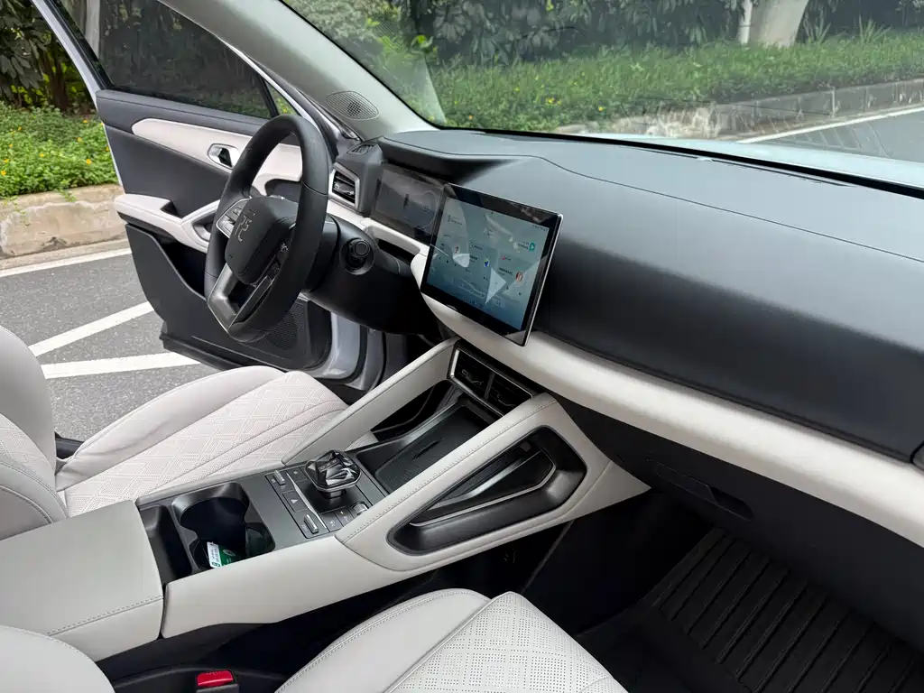 BYD Yuan UP — миниатюра 25