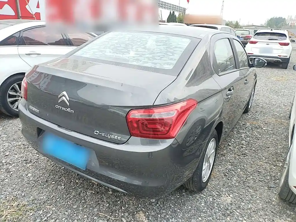 Citroen Elysee — миниатюра 7