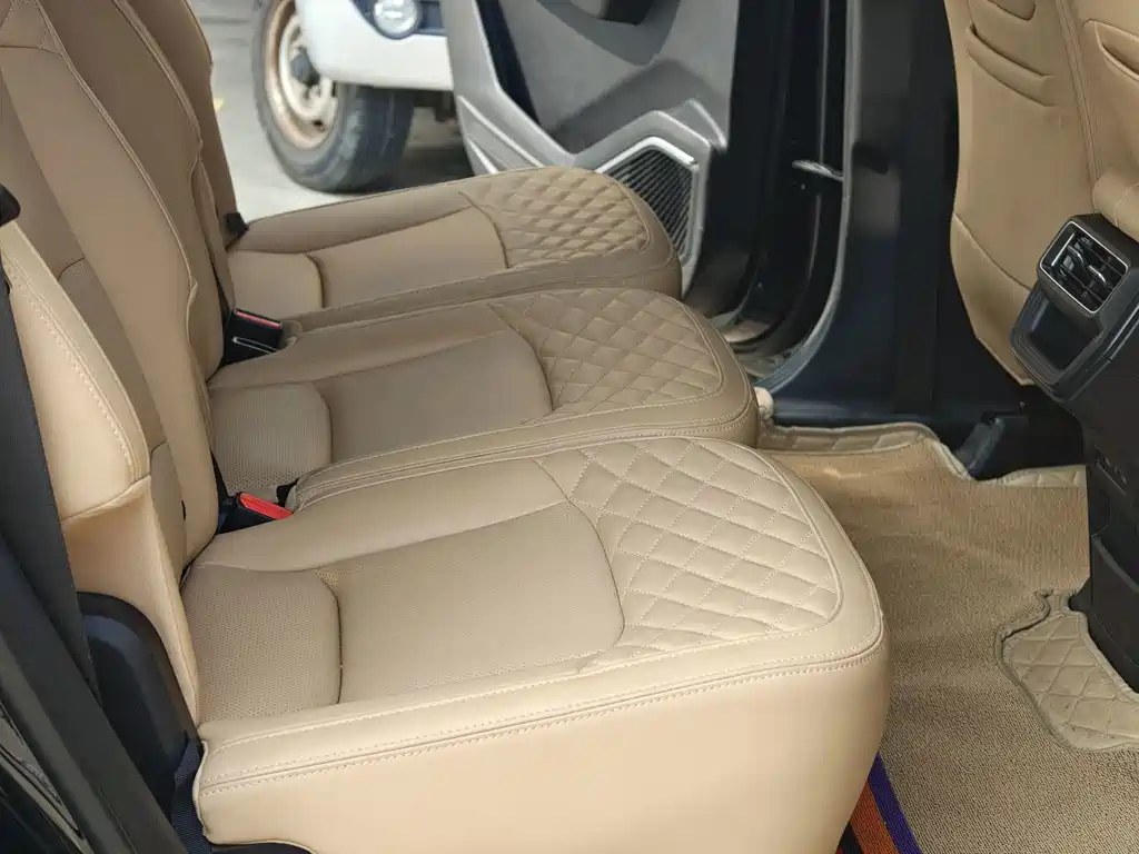 Geely Haoyue L — миниатюра 9