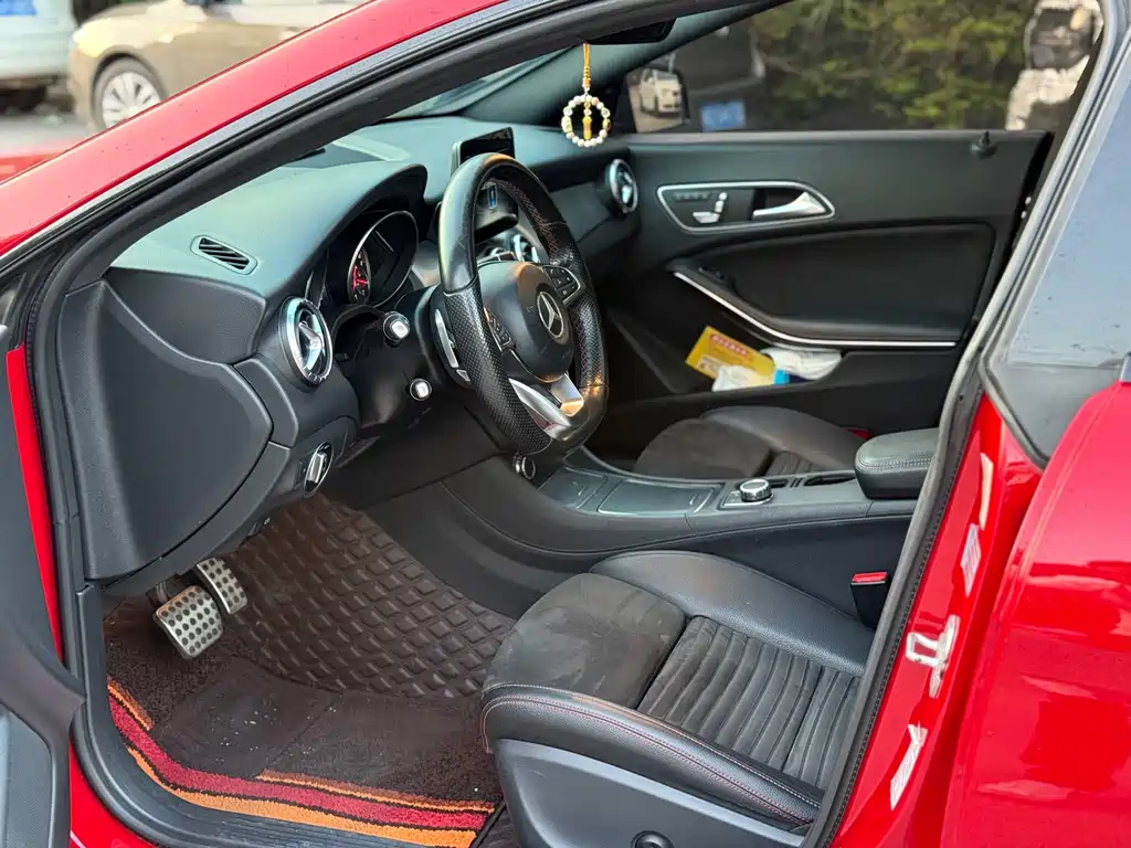 Mercedes-Benz CLA 2017 CLA 220 4MATIC