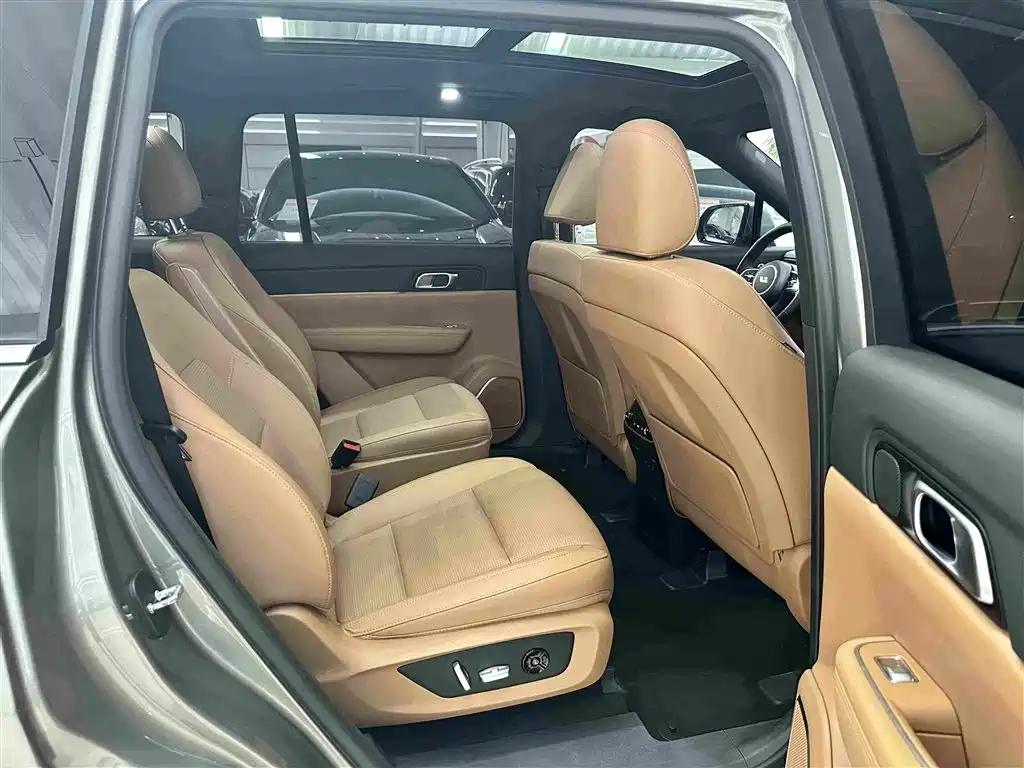 Li Auto Li ONE — миниатюра 15