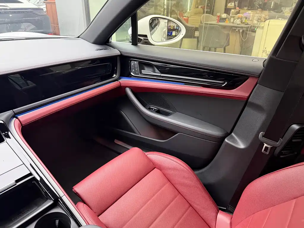 Porsche Panamera — миниатюра 6