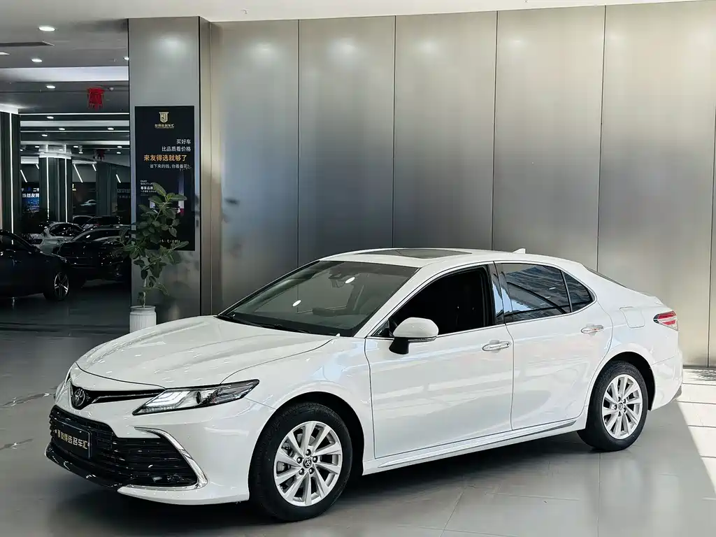 Toyota Camry 2023