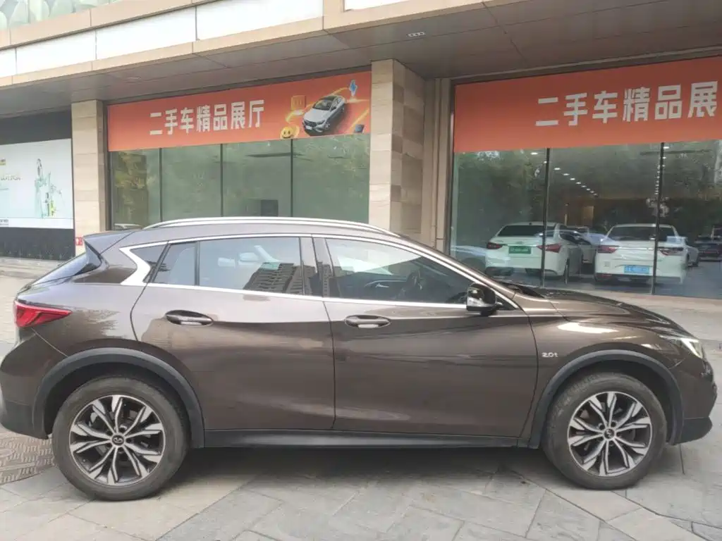 Infiniti QX30 — миниатюра 26