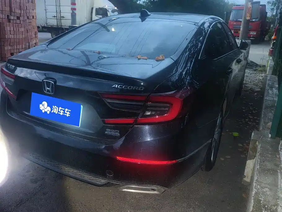Honda Accord — миниатюра 3