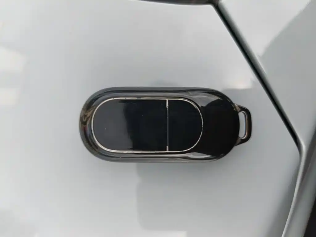 Leapmotor Leapmotor C01 — миниатюра 9