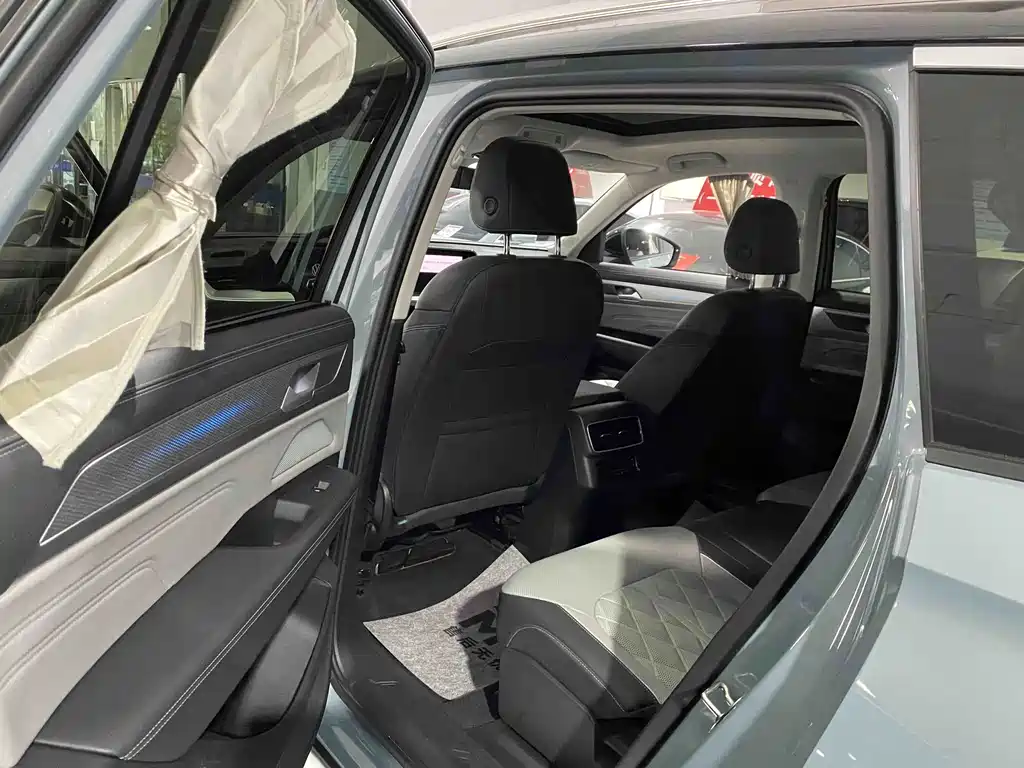 Volkswagen Tavendor — миниатюра 5