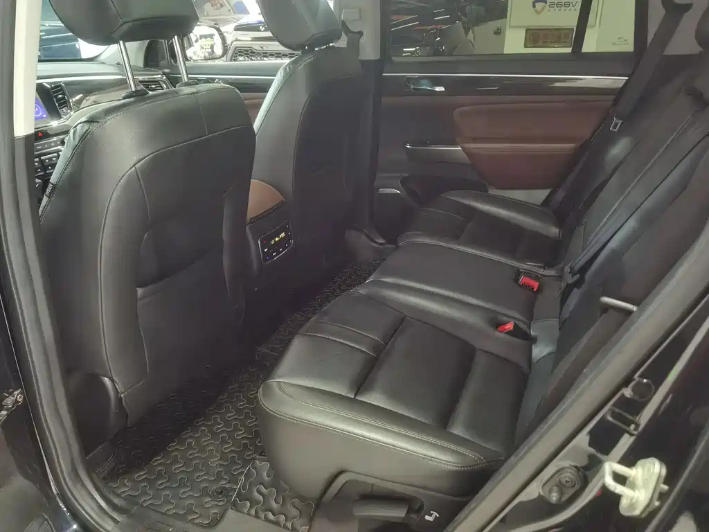 GAC Motor Trumpchi GS8 — миниатюра 8