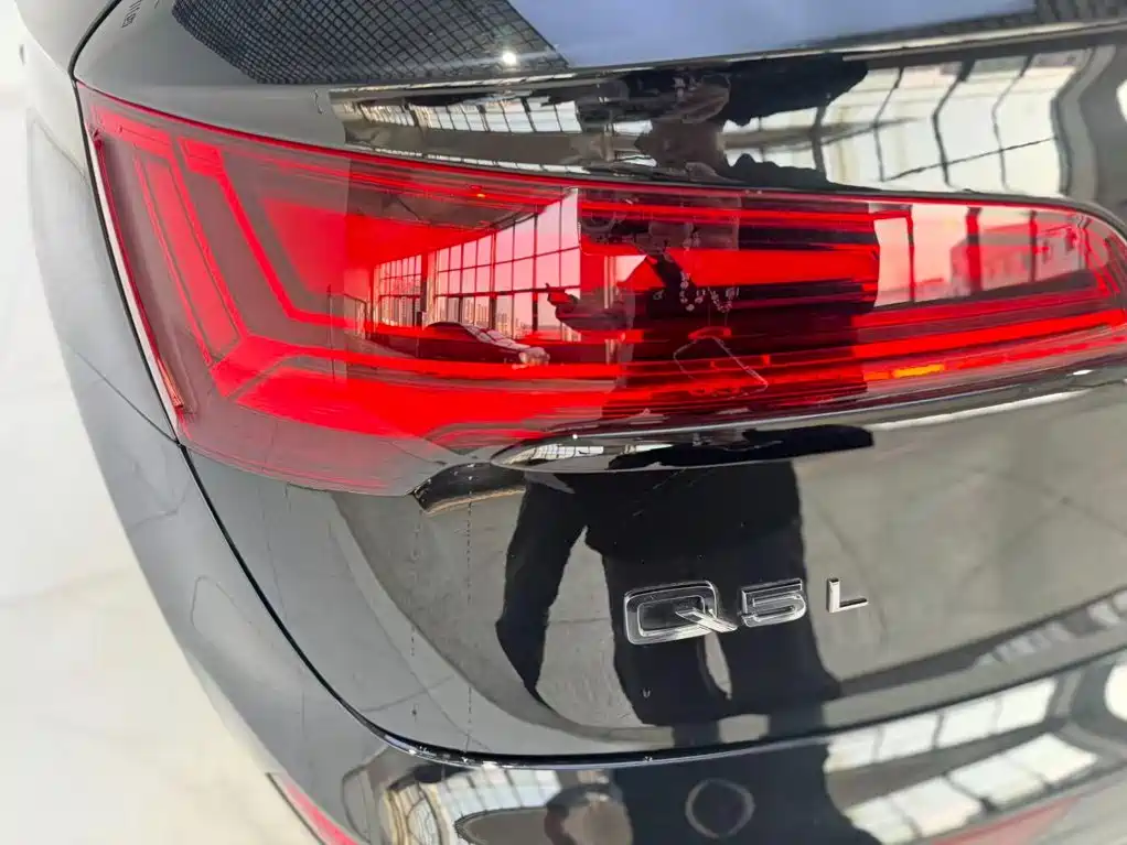 Audi Q5L — миниатюра 9