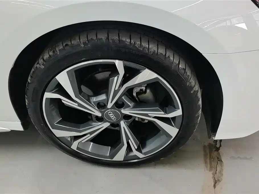 Audi A3 2021 Sportback 35 TFSI Luxury Sport
