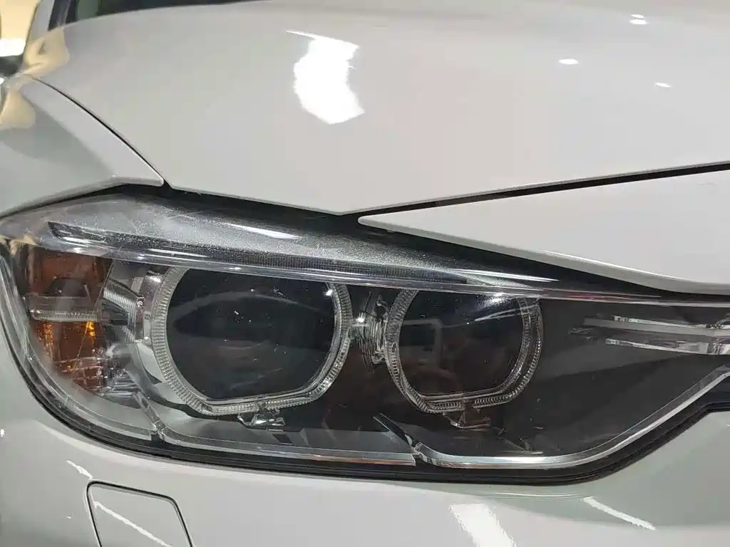 BMW 3 Series — миниатюра 14
