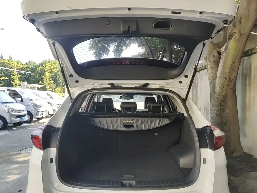 Hyundai Tucson — миниатюра 19