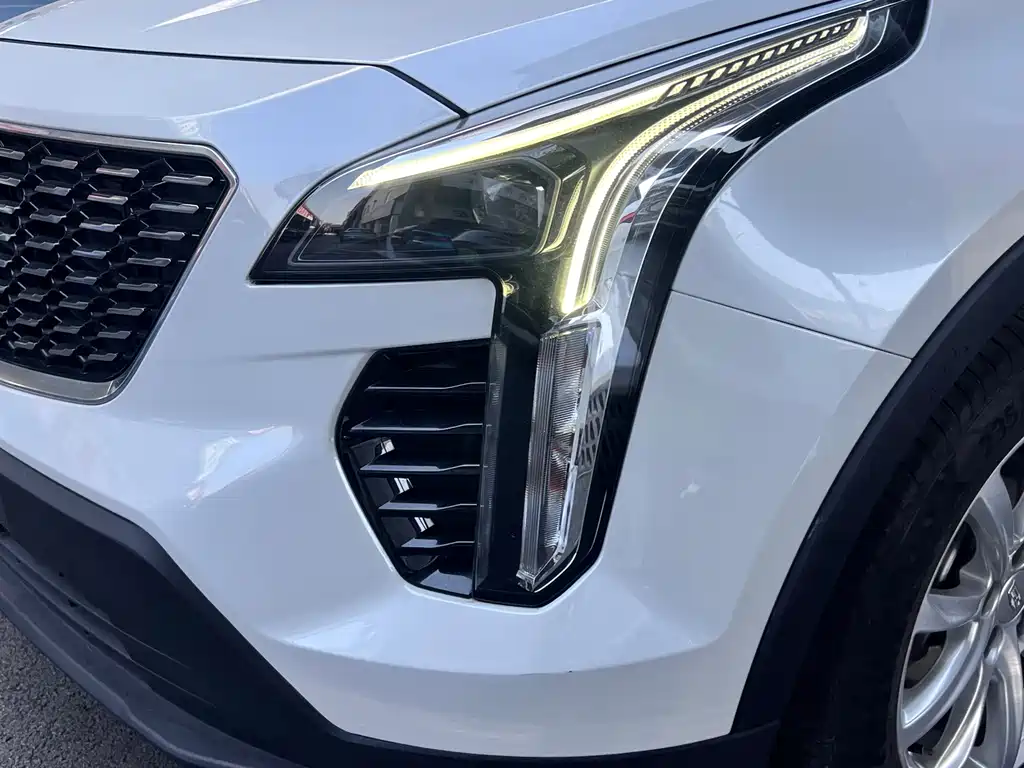 Cadillac XT4 — миниатюра 4