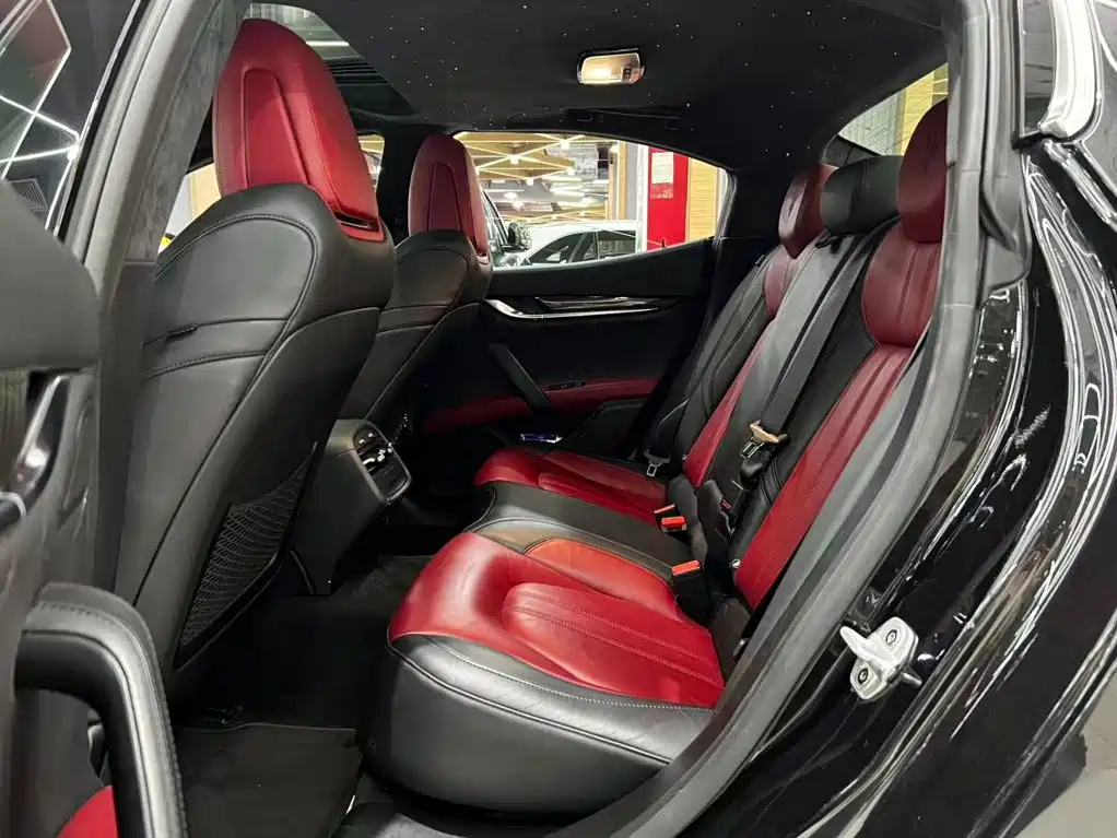 Maserati Ghibli — миниатюра 6