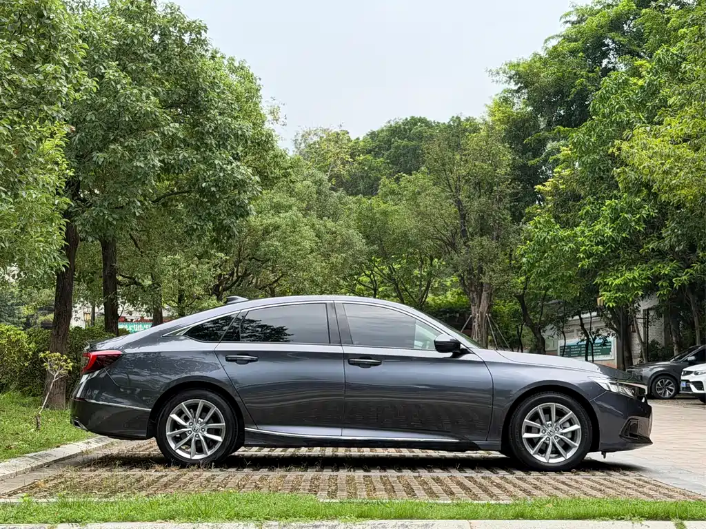 Honda Accord — миниатюра 4