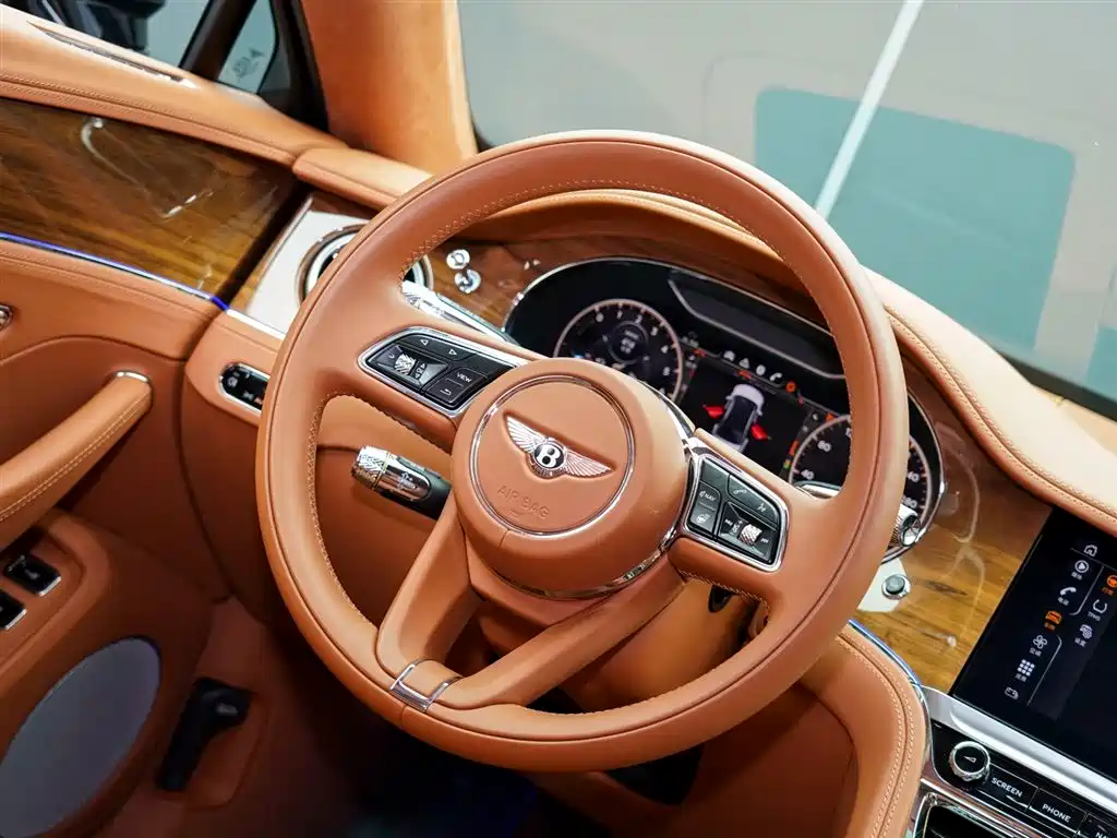 BENTLEY FLYING SPUR PLUG IN HYBRID