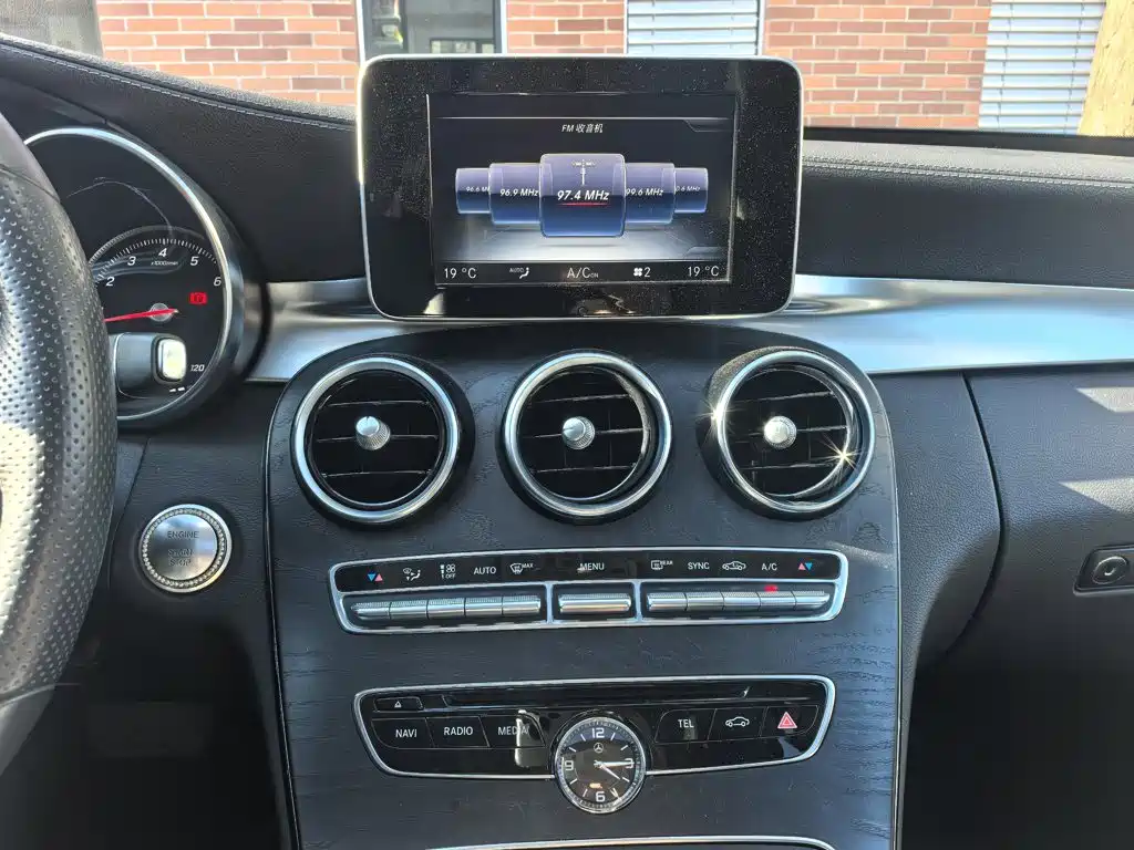 Mercedes-Benz C-Class — миниатюра 19