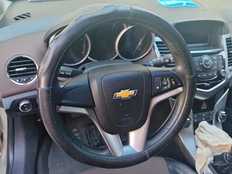 Chevrolet Cruze — миниатюра 15
