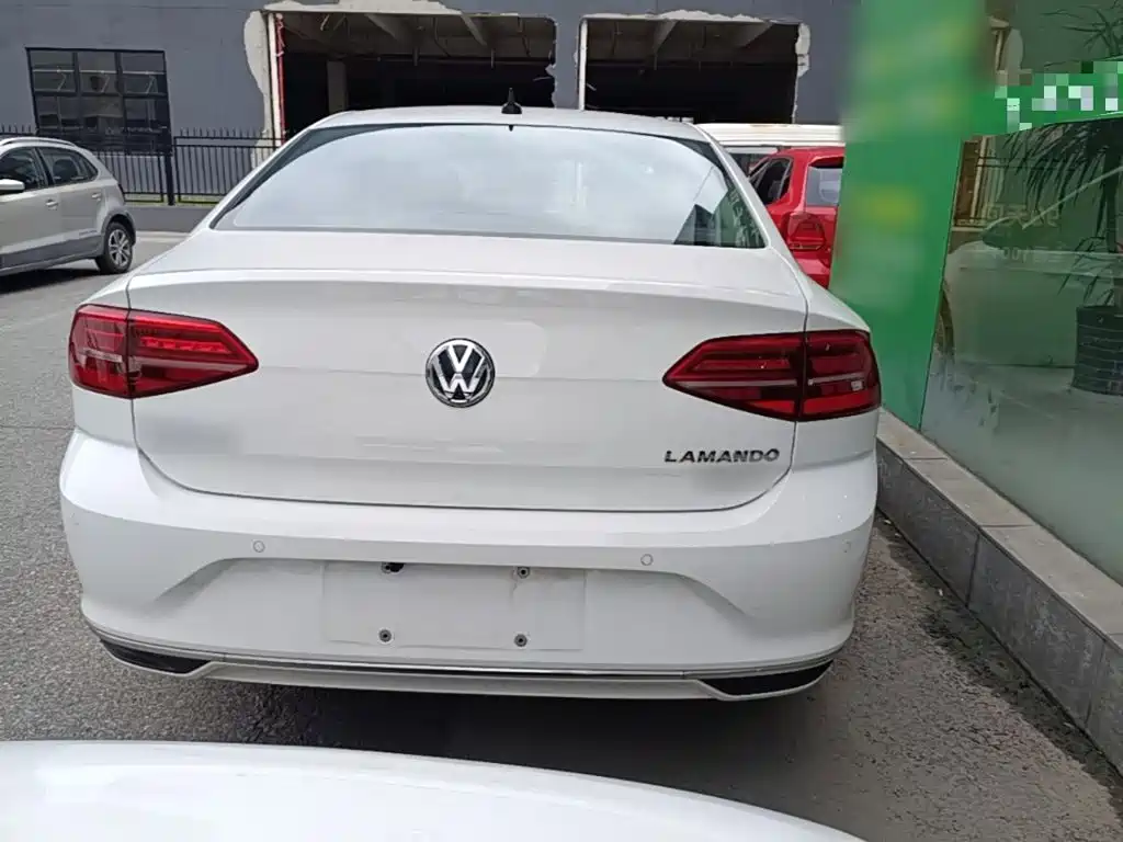 Volkswagen Lamando — миниатюра 6