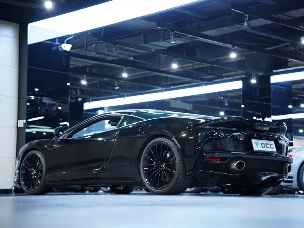 McLaren GT — миниатюра 4