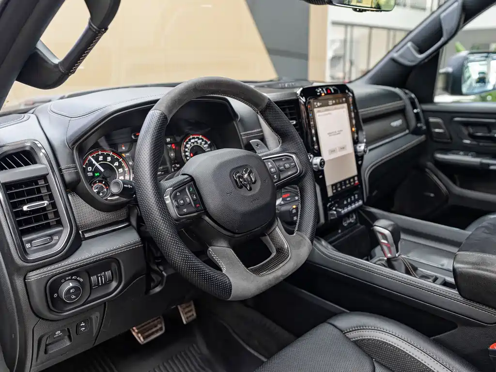 Ram Trucks 2022 6.2T