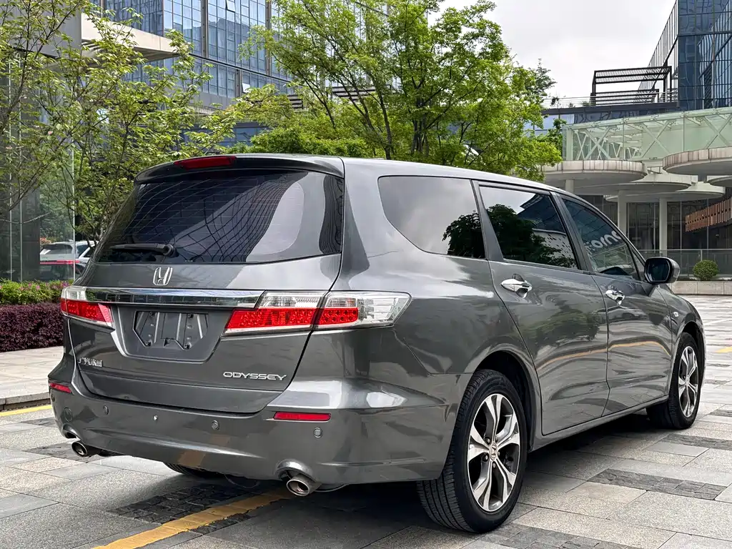 Honda Odyssey 2013 2.4L Luxury