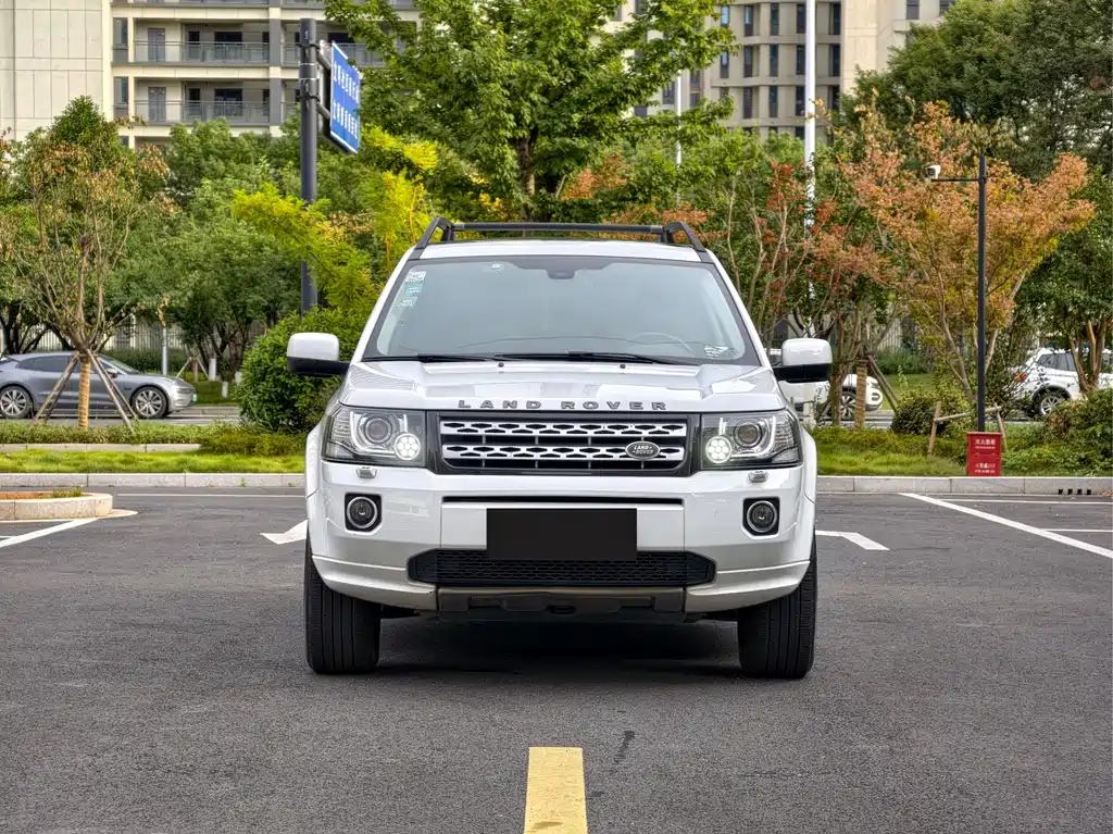 Land Rover Freelander 2 — миниатюра 2