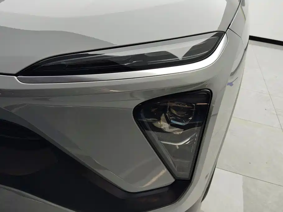NIO ES6 — миниатюра 5