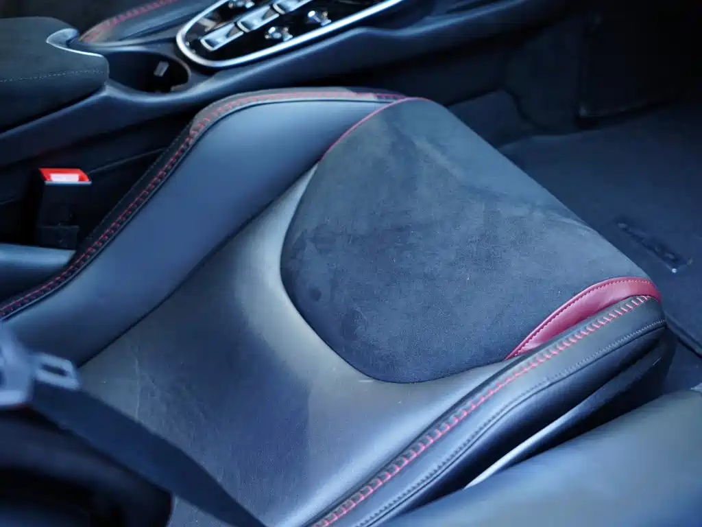 McLaren GT — миниатюра 26