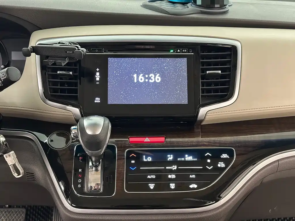 Honda Odyssey — миниатюра 17