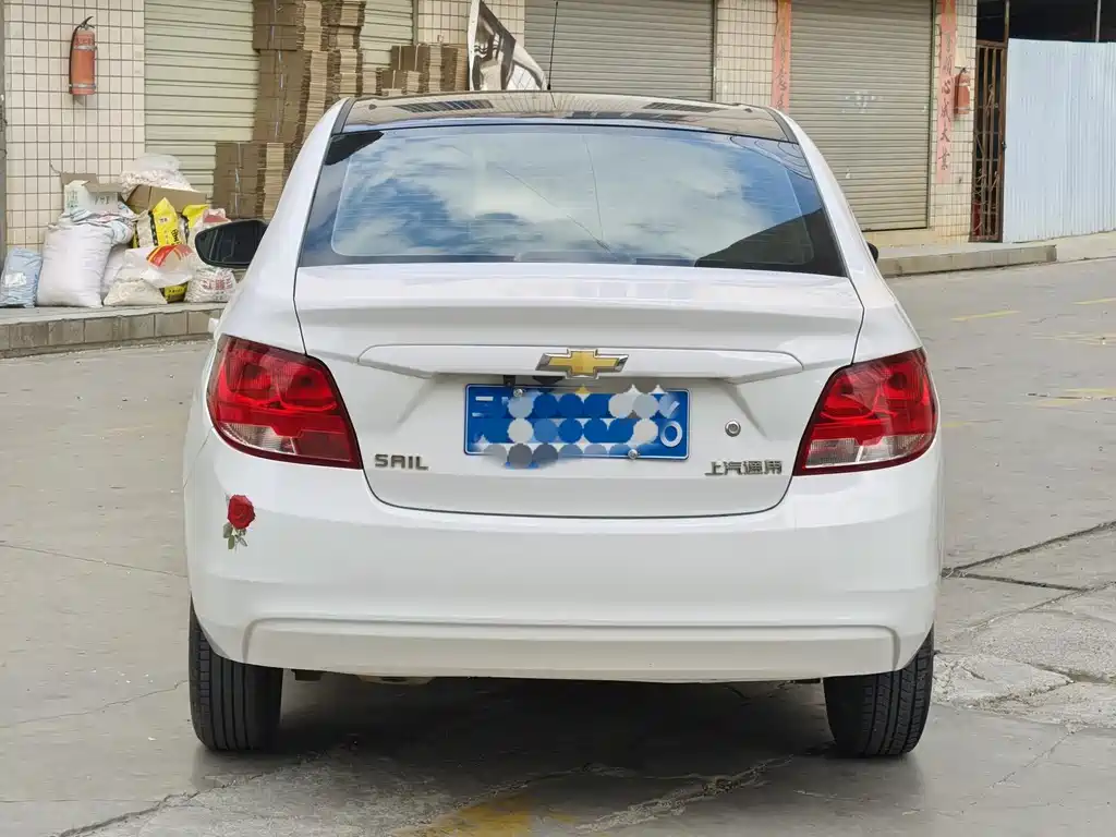 Chevrolet Sail — миниатюра 6