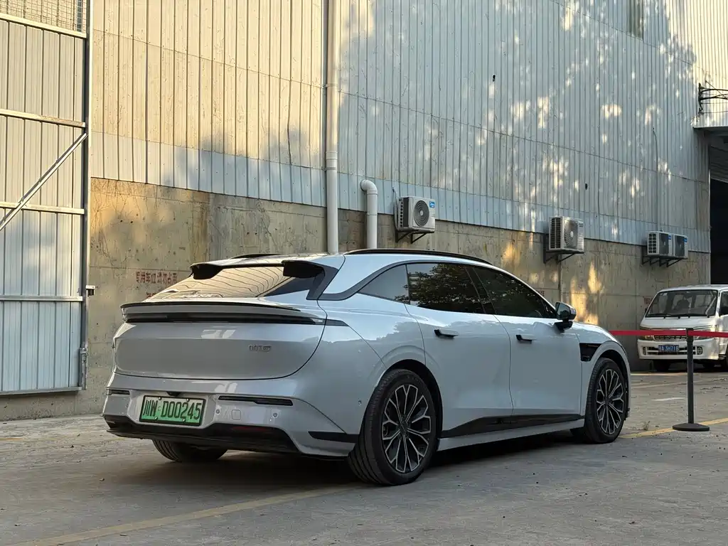 Zeekr 007GT — миниатюра 5