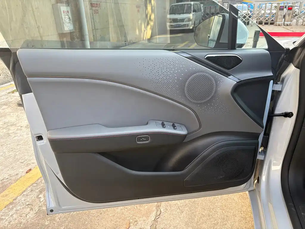 Zeekr 007GT — миниатюра 7
