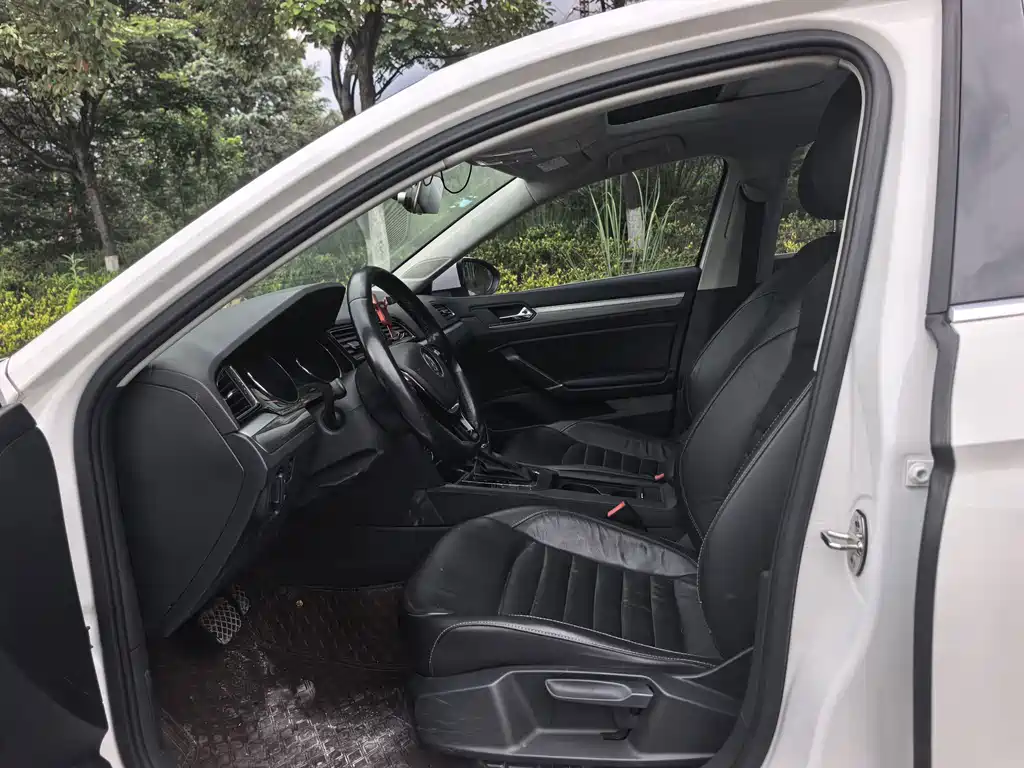Volkswagen Lamando — миниатюра 6