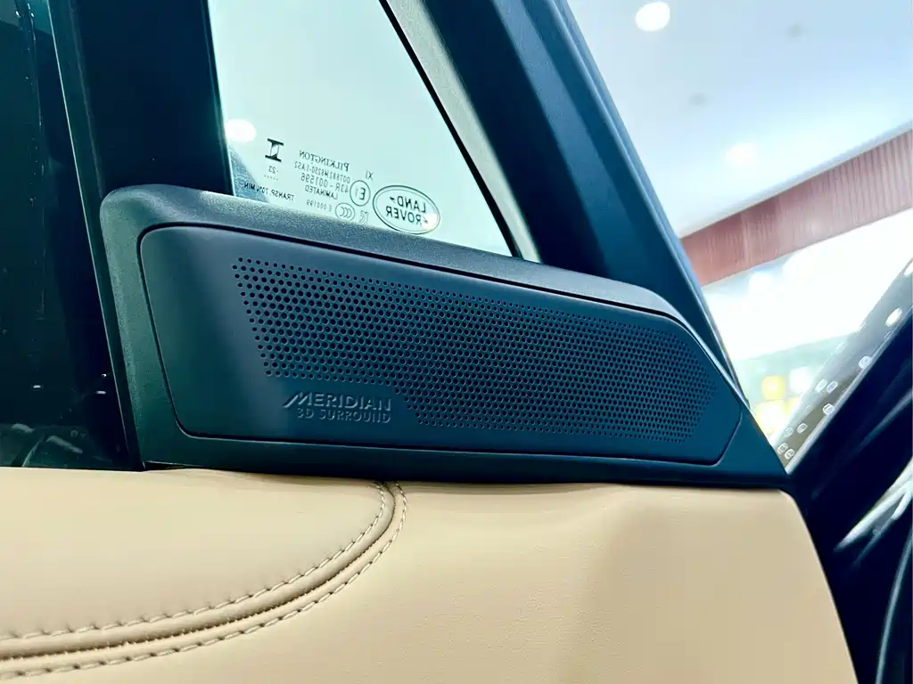 Land Rover Range Rover — миниатюра 24