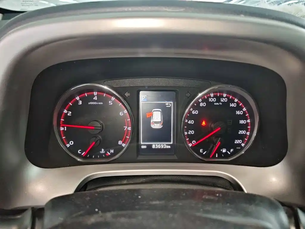 Toyota RAV4 — миниатюра 12