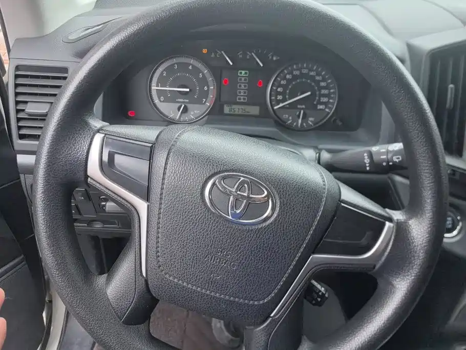 Toyota Land Cruiser — миниатюра 15
