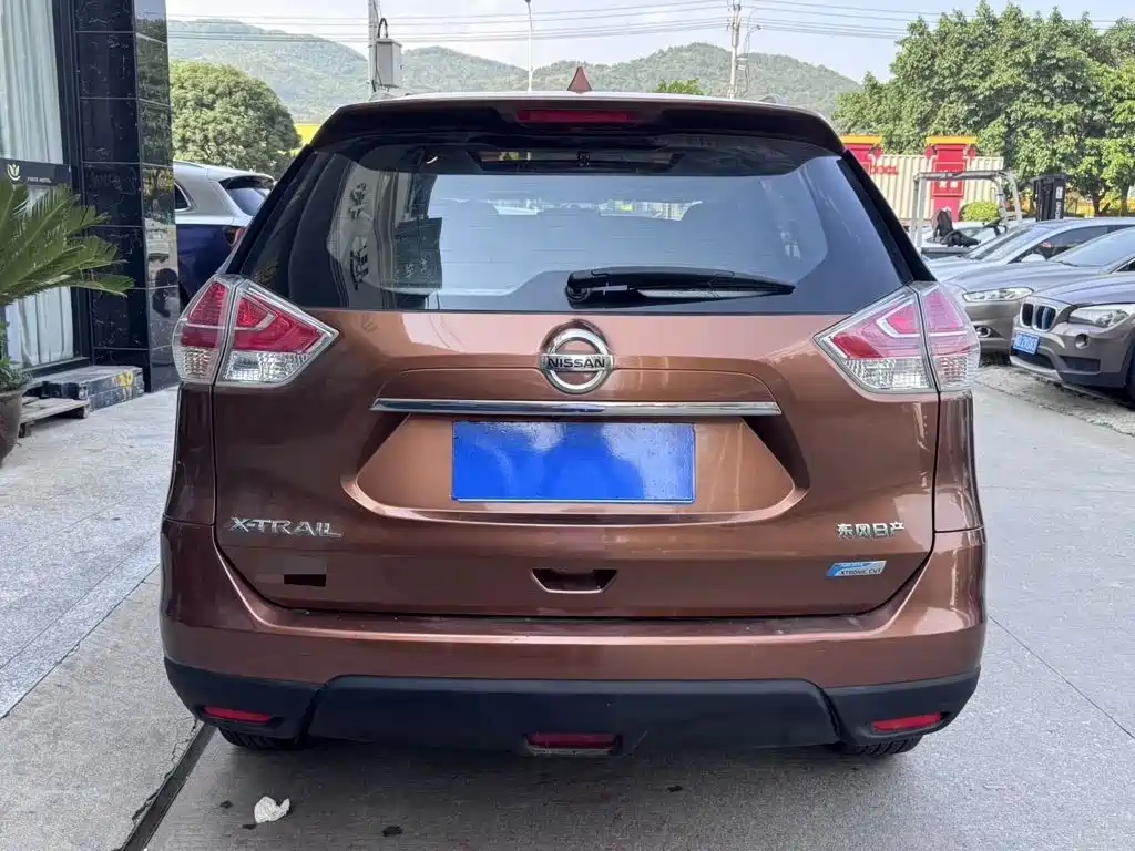 Nissan X-Trail — миниатюра 5