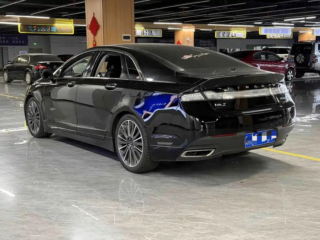 Lincoln MKZ — миниатюра 6