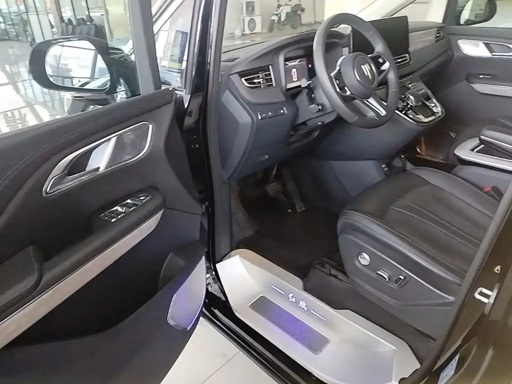 Hongqi Hongqi HQ9 PHEV — миниатюра 16