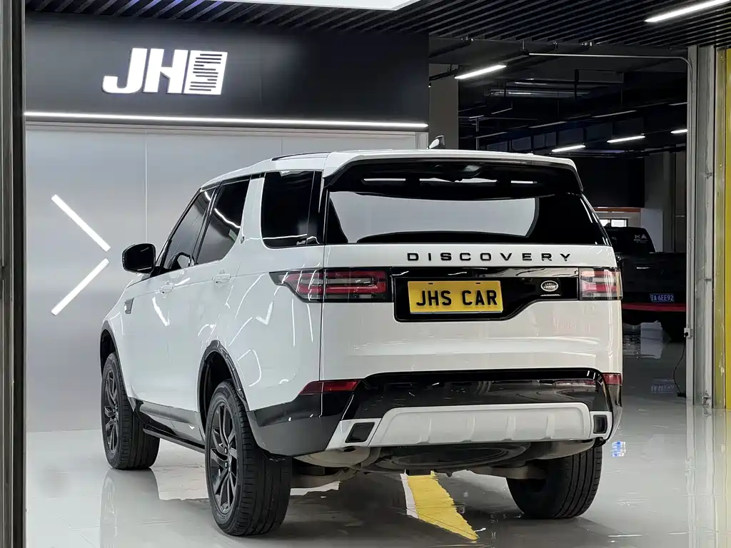 Land Rover Discovery 2020 2.0T 30