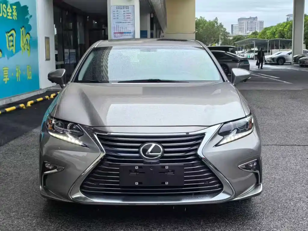 Lexus ES 2015 200 Elite