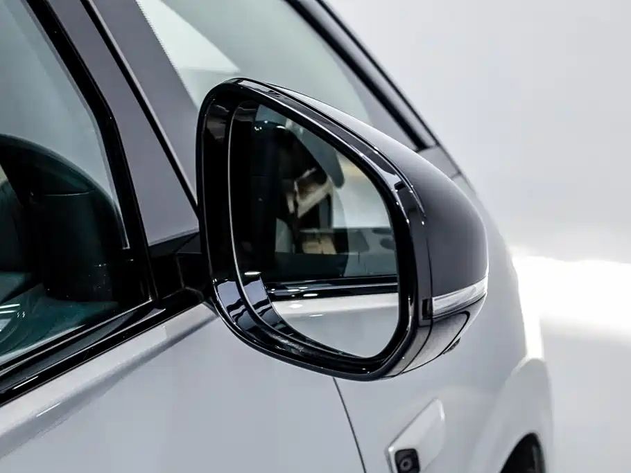 Li Auto Li MEGA — миниатюра 31