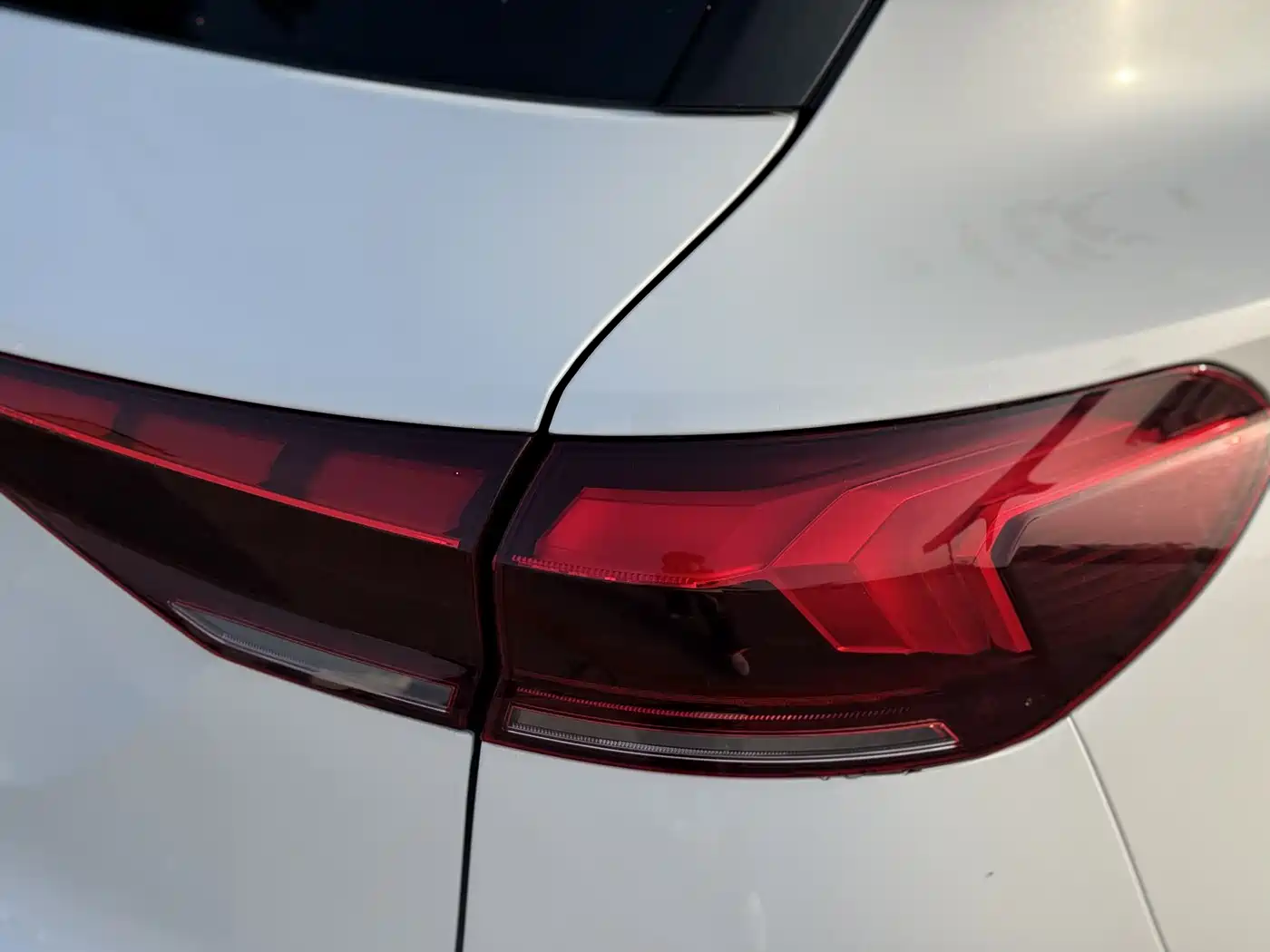 Audi Q6L 2025 Белый из Китая