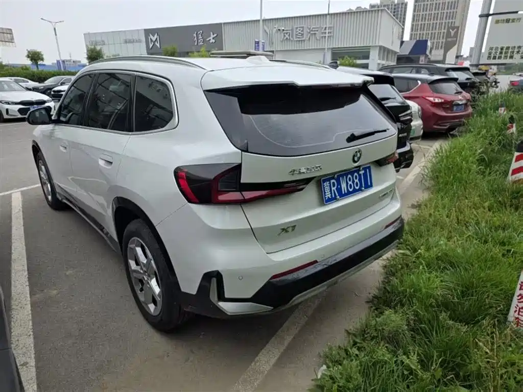 BMW X1 2023 sDrive20Li X