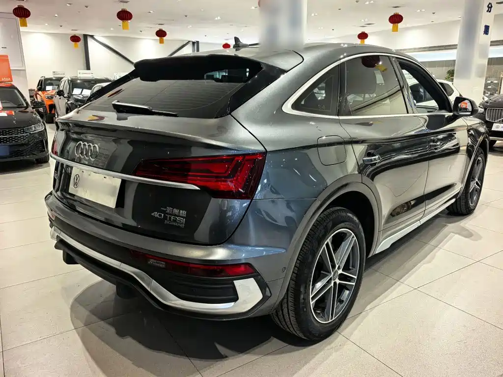 Audi Q5L Sportback — миниатюра 17