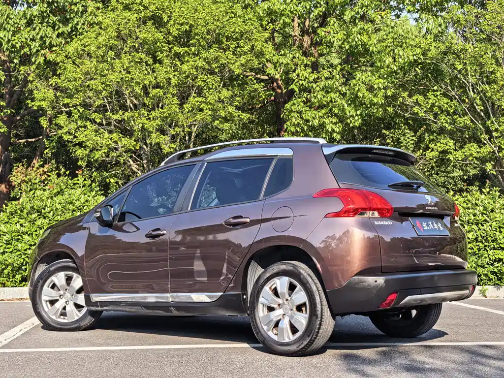 Peugeot 2008 — миниатюра 5