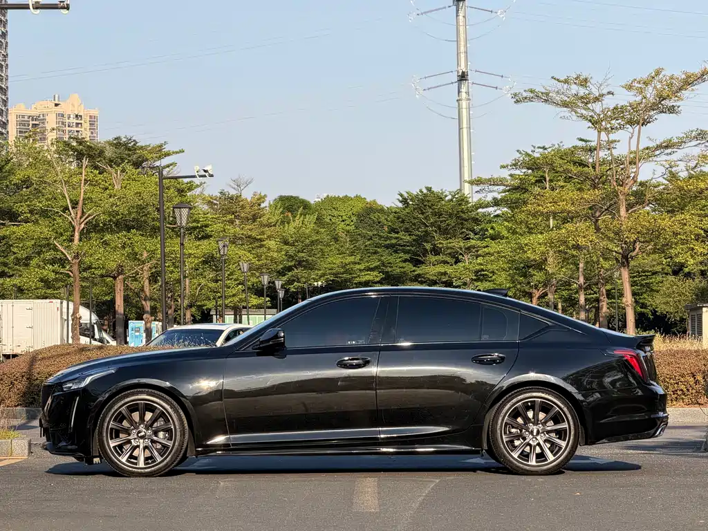 Cadillac CT5 — миниатюра 3