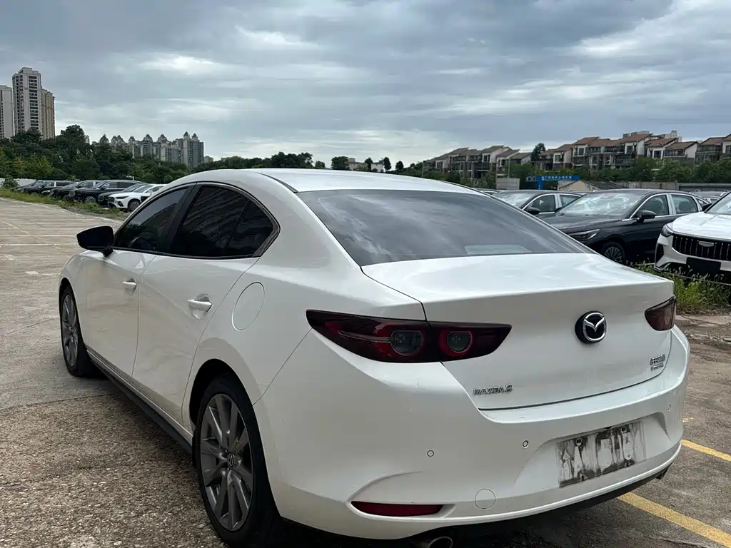 Mazda 3 Axela — миниатюра 9